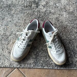 Athletic shoes Gola used